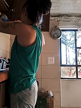 Tefannyy  online show from February 2026 01:25:01 PM