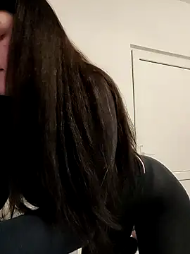 leeya lee online show from January 2025 01:42:01 AM