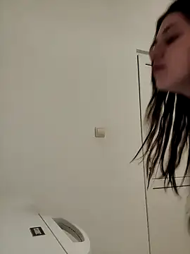 leeya lee online show from February 2025 07:49:01 PM