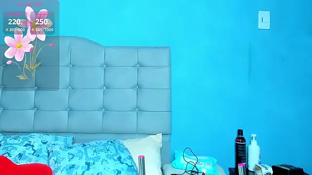 Snapshot of Selenakyle92_ chatting on January 2025 12:09:01 AM Selenakyle92 online show from January 2025 12:09:01 AM