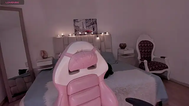 yenny garcia online show from April 2026 04:46:02 PM