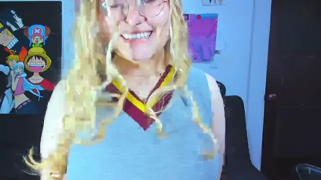 Snapshot of Lily_stone04 chatting on June 2026 04:58:02 AM Lily stone04 online show from June 2026 04:58:02 AM