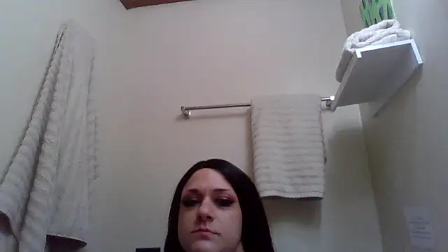 Snapshot of VioletAmaris chatting on December 2025 04:08:02 AM VioletAmaris online show from December 2025 04:08:02 AM