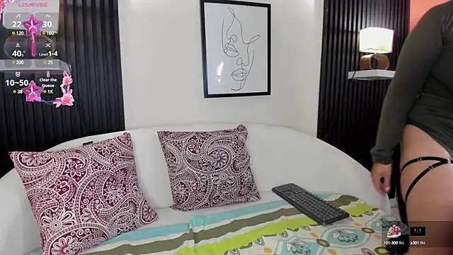 Snapshot of cloe_sirena chatting on March 2025 01:12:02 PM cloe sirena online show from March 2025 01:12:02 PM