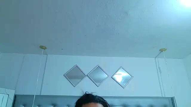 Snapshot of EileenBenzon chatting on April 2026 03:14:01 PM EileenBenzon online show from April 2026 03:14:01 PM