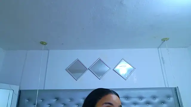 Snapshot of EileenBenzon chatting on April 2026 01:31:02 PM EileenBenzon online show from April 2026 01:31:02 PM