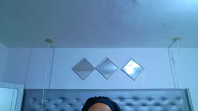 Snapshot of EileenBenzon chatting on April 2026 01:59:01 PM EileenBenzon online show from April 2026 01:59:01 PM