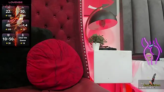 Snapshot of BiancaAntonelli chatting on June 2026 02:04:02 PM BiancaAntonelli online show from June 2026 02:04:02 PM