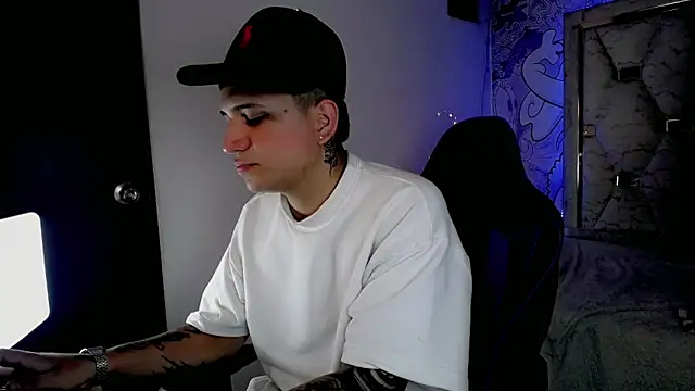 Brayan lopezz online show from April 2026 02:14:02 PM