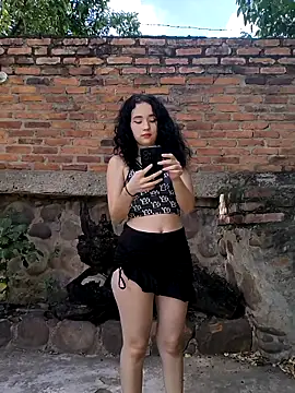 Snapshot of sweet_outdoor_charm chatting on October 2025 07:36:02 PM sweet outdoor charm online show from October 2025 07:36:02 PM