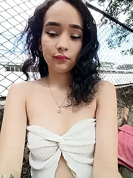 Snapshot of sweet_outdoor_charm chatting on January 2026 07:29:01 PM sweet outdoor charm online show from January 2026 07:29:01 PM