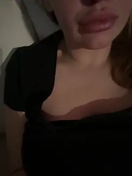 PassionFruit11 online show from April 2026 01:14:01 AM