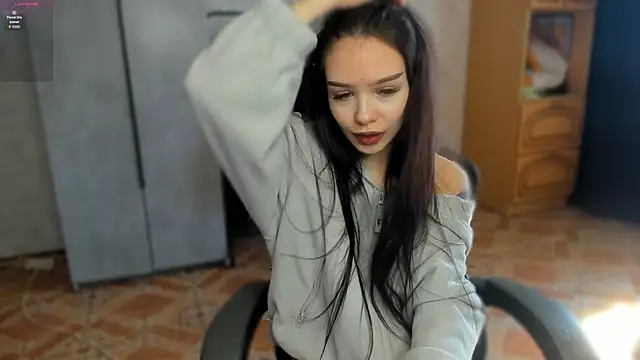 SweetyDeviliya online show from April 2026 09:23:02 AM