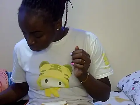 Snapshot of Chichii- chatting on January 2025 10:56:01 PM Chichii- online show from January 2025 10:56:01 PM