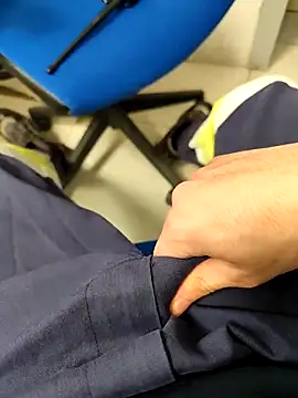 coppiapazza online show from February 2025 01:02:01 PM