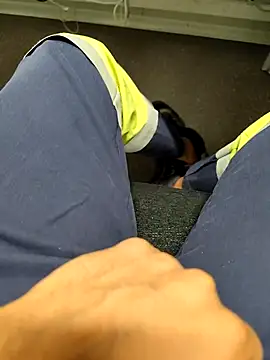 coppiapazza online show from October 2025 04:42:01 AM