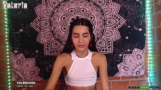 liissa 0 online show from October 2025 02:34:01 PM