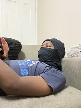 Mischevous T69 online show from November 2025 05:26:01 PM