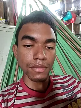 Reynold2608 online show from November 2025 08:52:01 PM