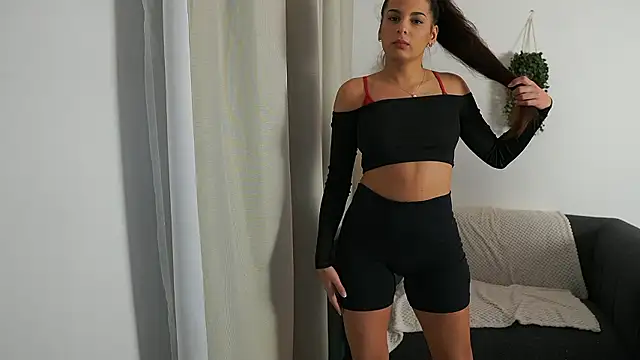 Snapshot of mila__denver chatting on December 2024 09:10:01 AM mila denver online show from December 2024 09:10:01 AM