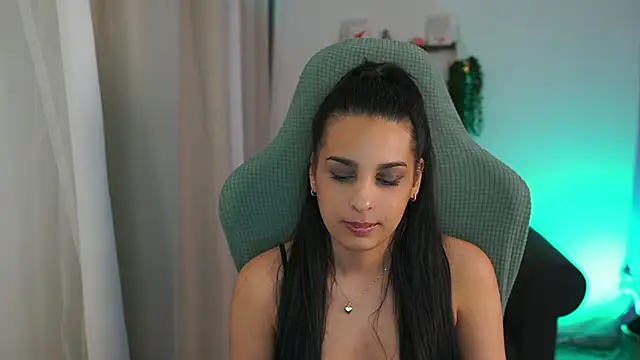 Snapshot of mila__denver chatting on March 2025 06:03:02 PM mila denver online show from March 2025 06:03:02 PM