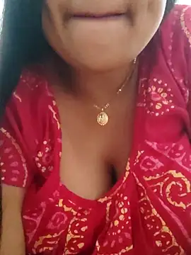 Priya 2222 online show from February 2025 08:05:01 PM