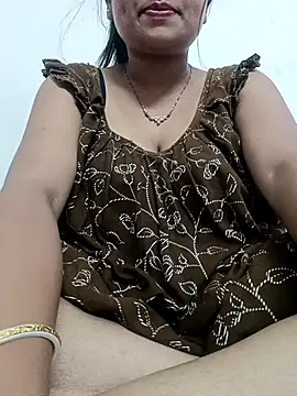 Snapshot of Priya_2222 chatting on April 2026 08:17:01 PM Priya 2222 online show from April 2026 08:17:01 PM