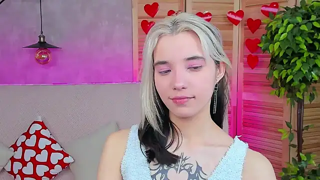 Snapshot of as1an_girlfriend chatting on February 2025 07:11:02 AM as1an girlfriend online show from February 2025 07:11:02 AM