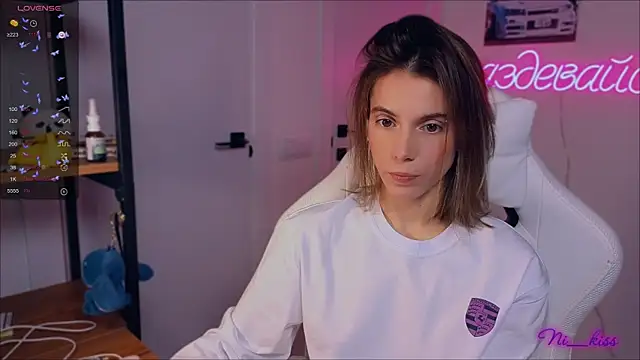  ni kiss online show from September 2025 07:03:02 PM