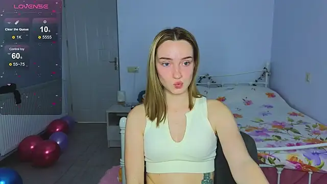 Wild Sophie  online show from November 2025 03:47:01 PM