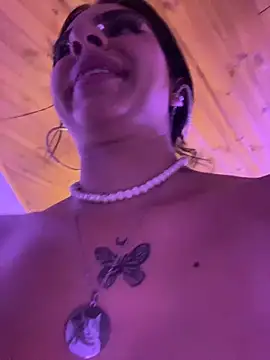 Hilary pinkk online show from April 2026 03:59:01 AM