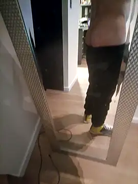 Lighto1 online show from May 2026 01:47:01 AM