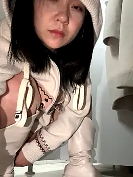 Xixi-Gala online show from December 2024 08:05:01 AM