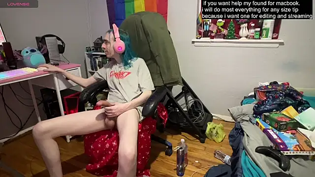 tallnerdyguy online show from March 2025 04:43:01 AM