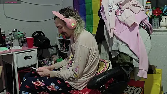 tallnerdyguy online show from February 2026 03:36:01 AM