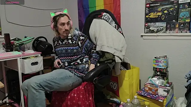 tallnerdyguy online show from April 2026 03:29:02 AM