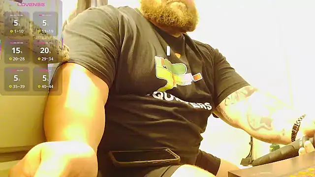 Strong Bear89 online show from June 2026 04:32:02 AM