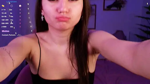 margeriTirell online show from November 2025 03:09:02 AM