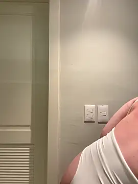 Shirley Thomas online show from November 2025 10:51:01 PM