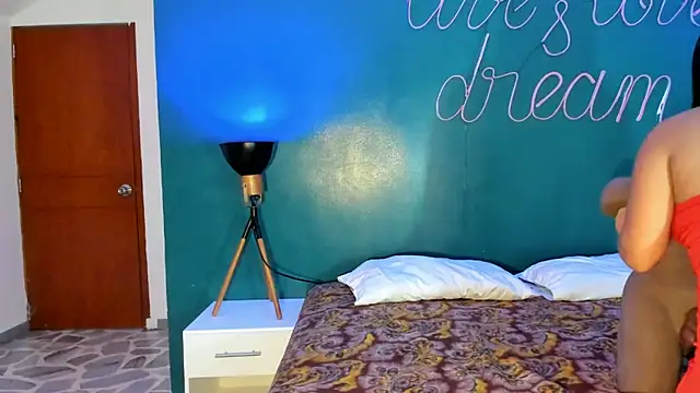 Snapshot of shaidyscott chatting on March 2026 03:11:01 AM shaidyscott online show from March 2026 03:11:01 AM