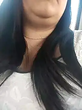 sara pineros online show from December 2024 06:00:02 PM