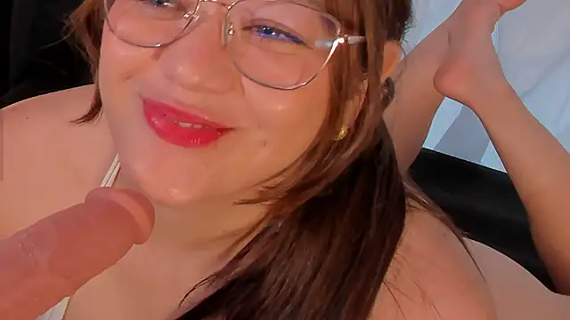 Snapshot of divine_sin chatting on May 2026 07:09:01 PM divine sin online show from May 2026 07:09:01 PM