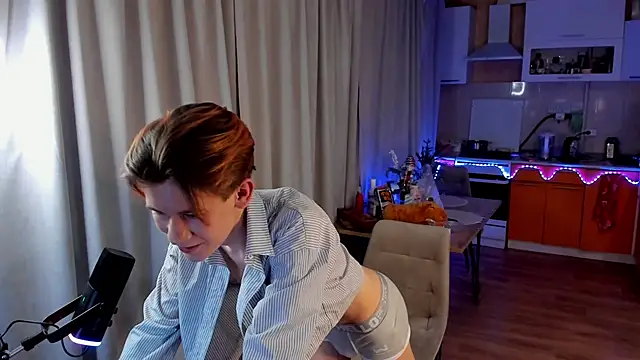 Snapshot of AndrewwCarter2 chatting on February 2025 11:09:01 PM AndrewwCarter2 online show from February 2025 11:09:01 PM