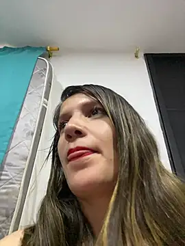 gwen ashly online show from February 2026 09:55:01 PM