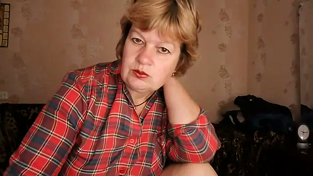 Snapshot of Ettie_Tonia chatting on November 2025 08:14:01 AM Ettie Tonia online show from November 2025 08:14:01 AM