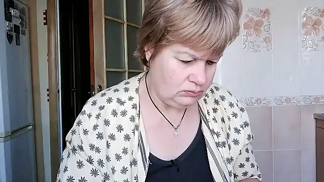 Snapshot of Ettie_Tonia chatting on January 2026 07:21:01 AM Ettie Tonia online show from January 2026 07:21:01 AM