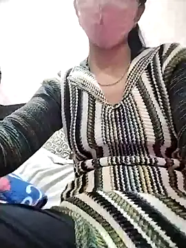 Snapshot of Cute-Ridhima chatting on January 2025 05:05:01 PM Cute-Ridhima online show from January 2025 05:05:01 PM