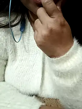 Snapshot of Dr_Kamsutra chatting on December 2024 10:28:01 PM Dr Kamsutra online show from December 2024 10:28:01 PM