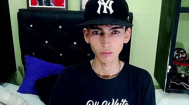 ttimy x boy online show from March 2025 10:10:01 PM