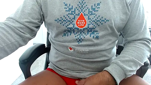 GirthBullger4You online show from March 2025 05:07:01 PM